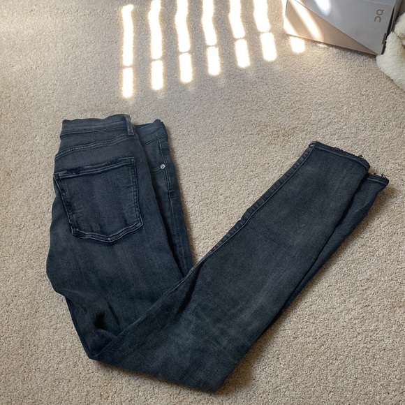 Agolde size 27 skinny ripped jean! Slightly worn. - Picture 3 of 3